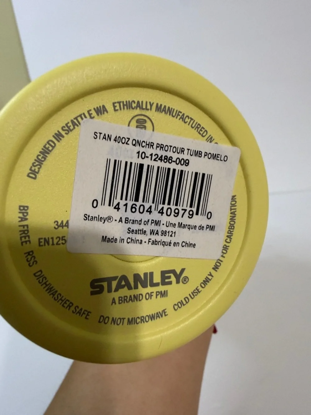 Stanley Yellow Insulated Quencher Tumbler with Handle - Picture 8 of 8